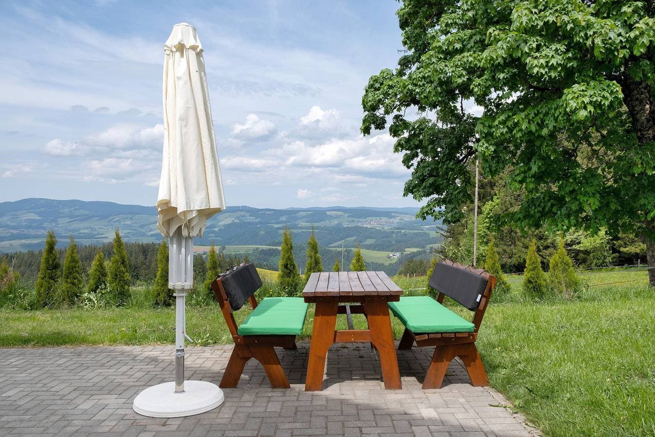 Foto 8 von 36: Ferienwohnung Zwergenschlössle mit Privatem Garten und Wi-Fi