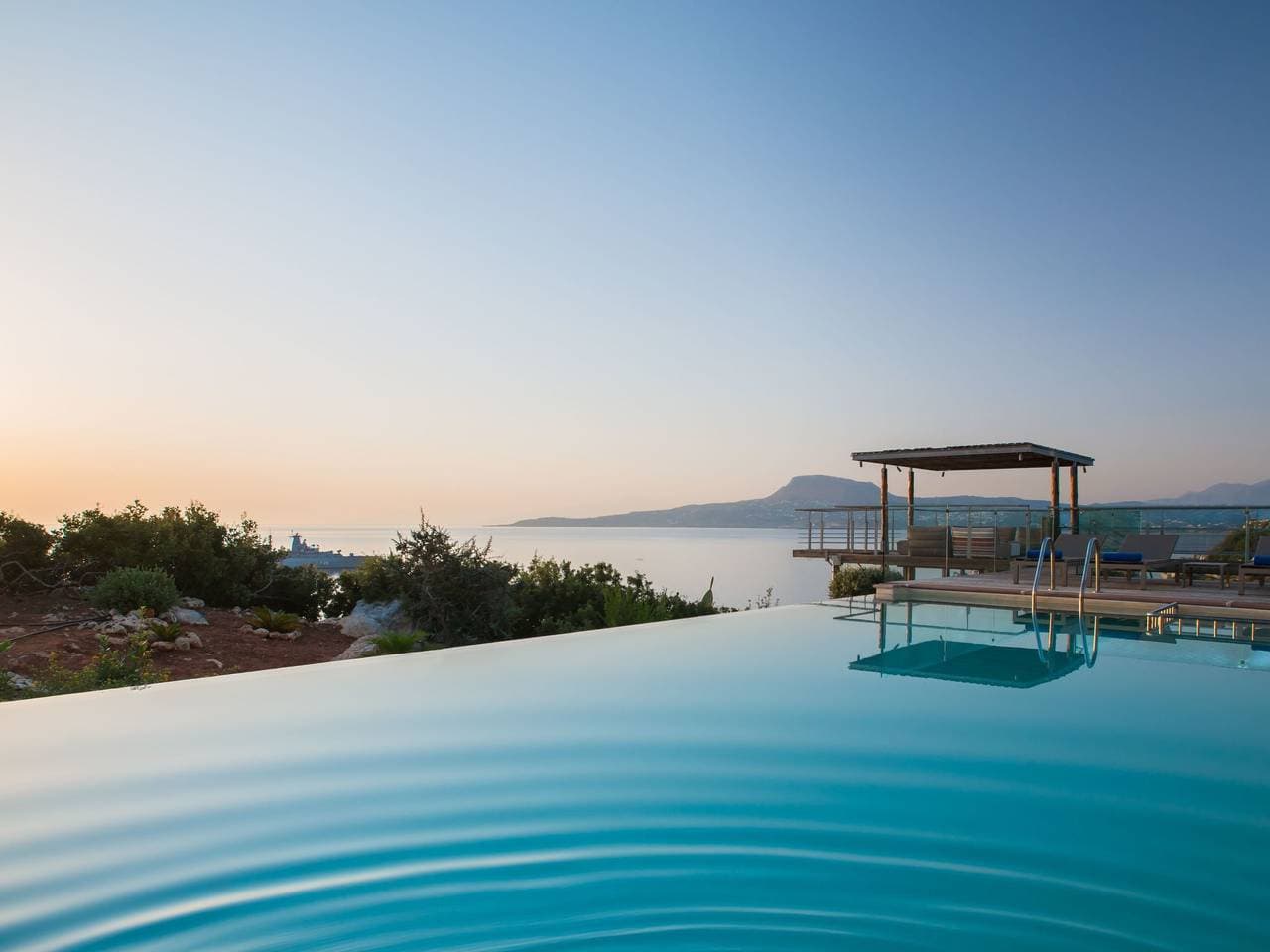 Foto 7 von 27: Anwesen "Olea Prime" mit Infinity-Pool