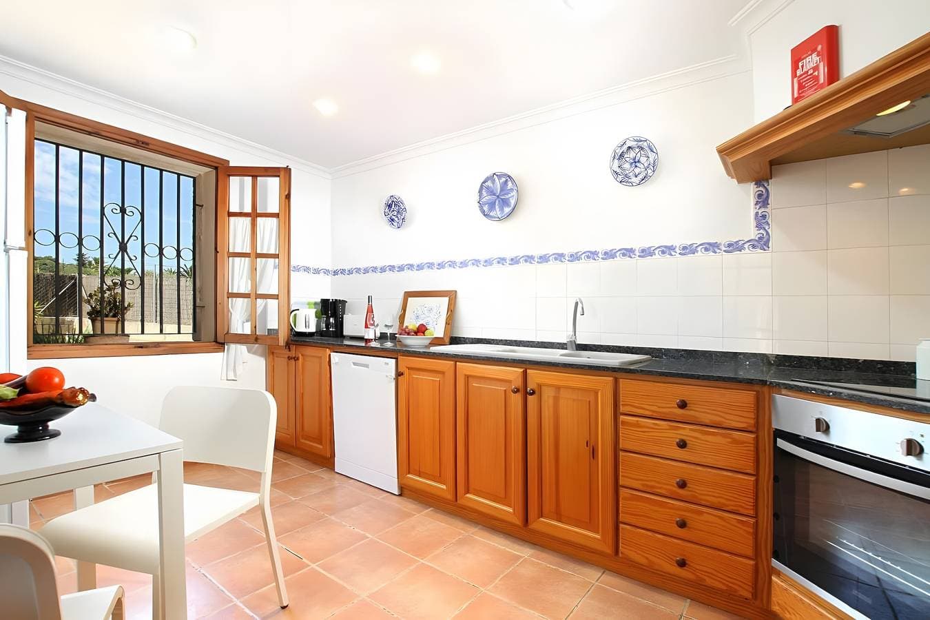 Foto 10 von 14: Villa 'L'Embat' mit Bergblick, privatem Pool und Wi-Fi
