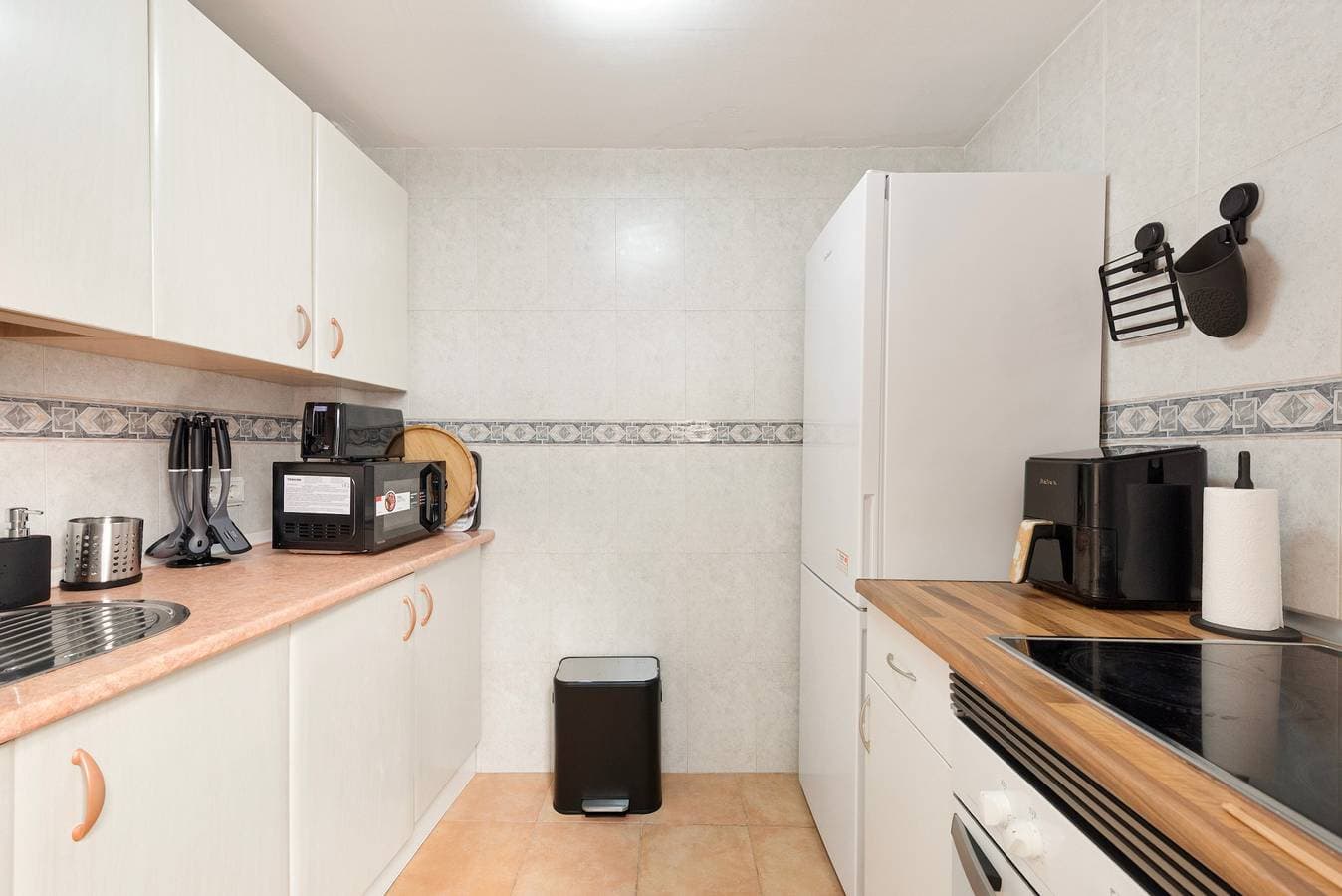 Foto 3 von 20: Ferienhaus 'Altamira 6' mit privater Terrasse, WLAN und Klimaanlage
