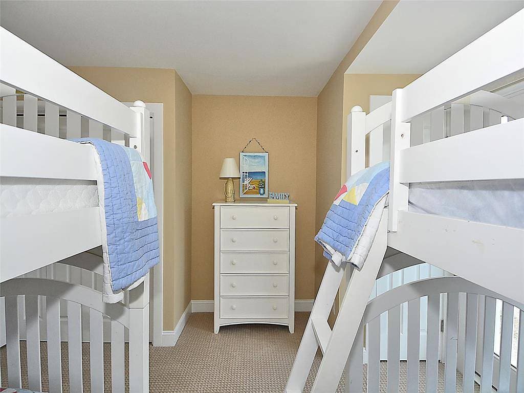 Foto 10 von 71: Ferienwohnung für 8 Personen mit Meerblick