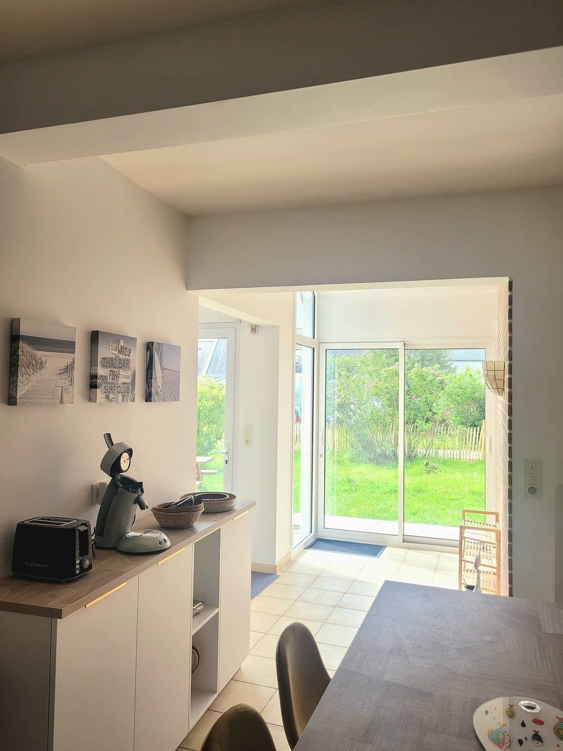 Foto 7 von 33: Renoviertes Familienhaus, 50 m vom Meer – 4 Schlafzimmer, Garten, Strände zu Fuß erreichbar!