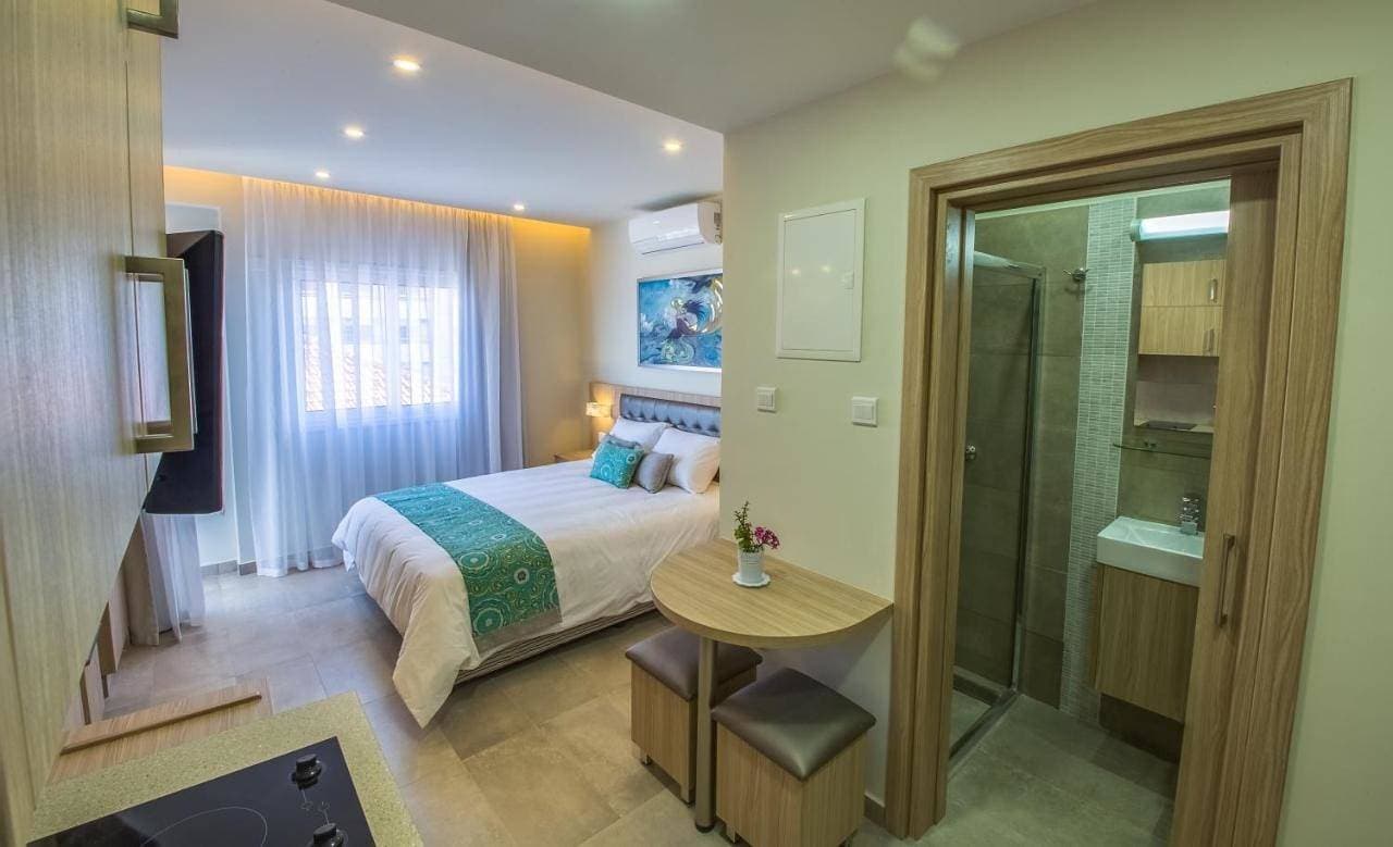 Foto 5 von 8: Studio with Side Sea View