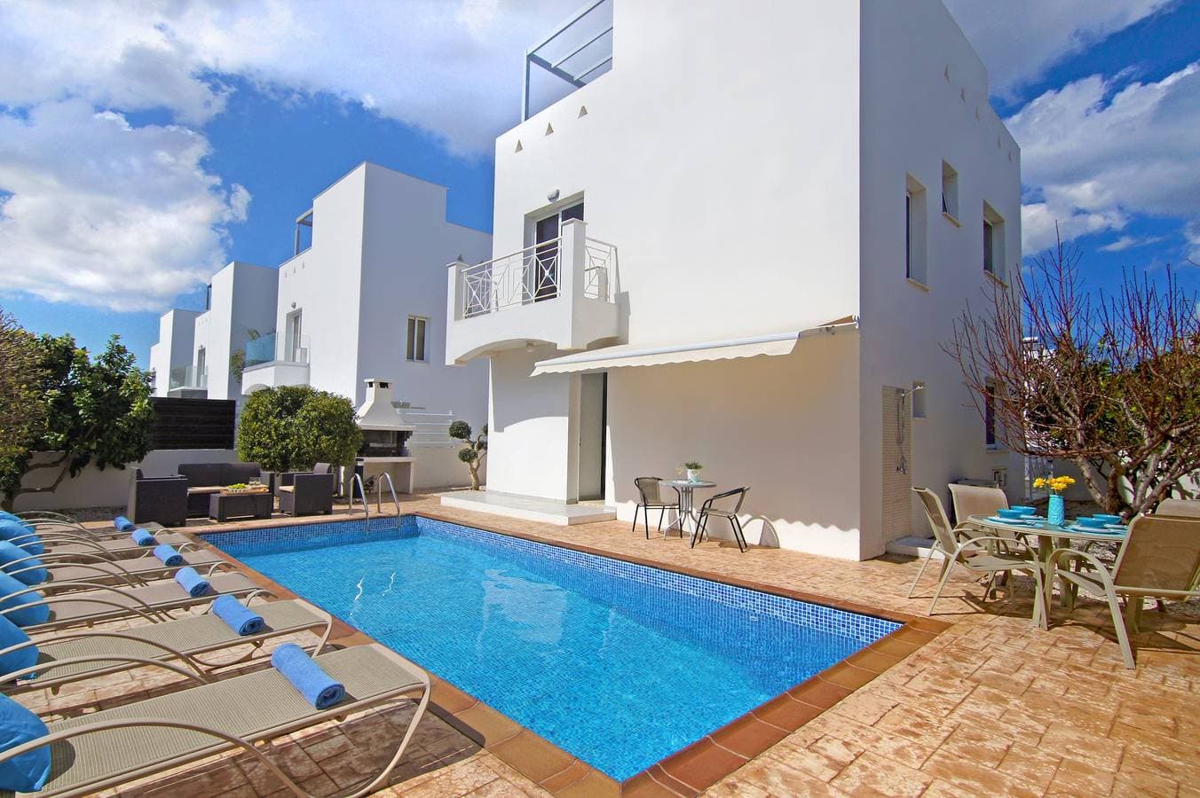 Foto 2 von 33: Villa für 7 Personen mit Balkon