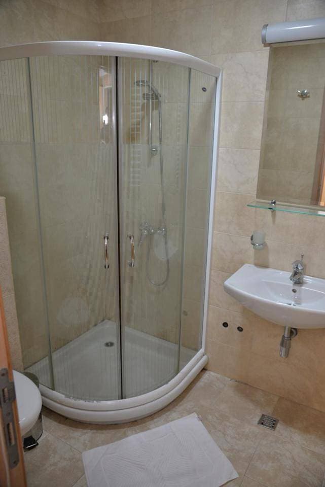 Foto 7 von 9: Triple Room