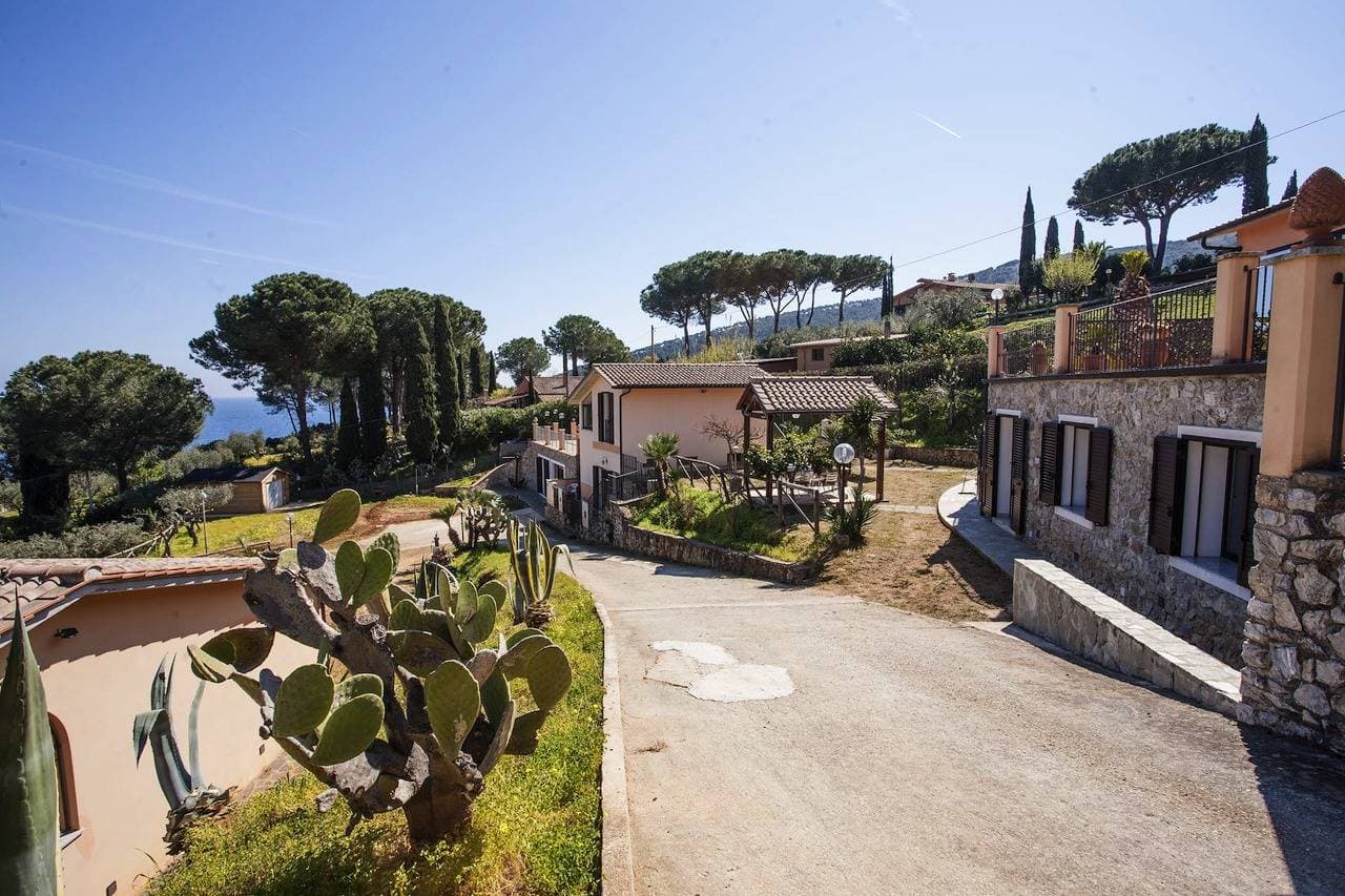 Foto 4 von 30: Villa für 5 Personen mit Garten