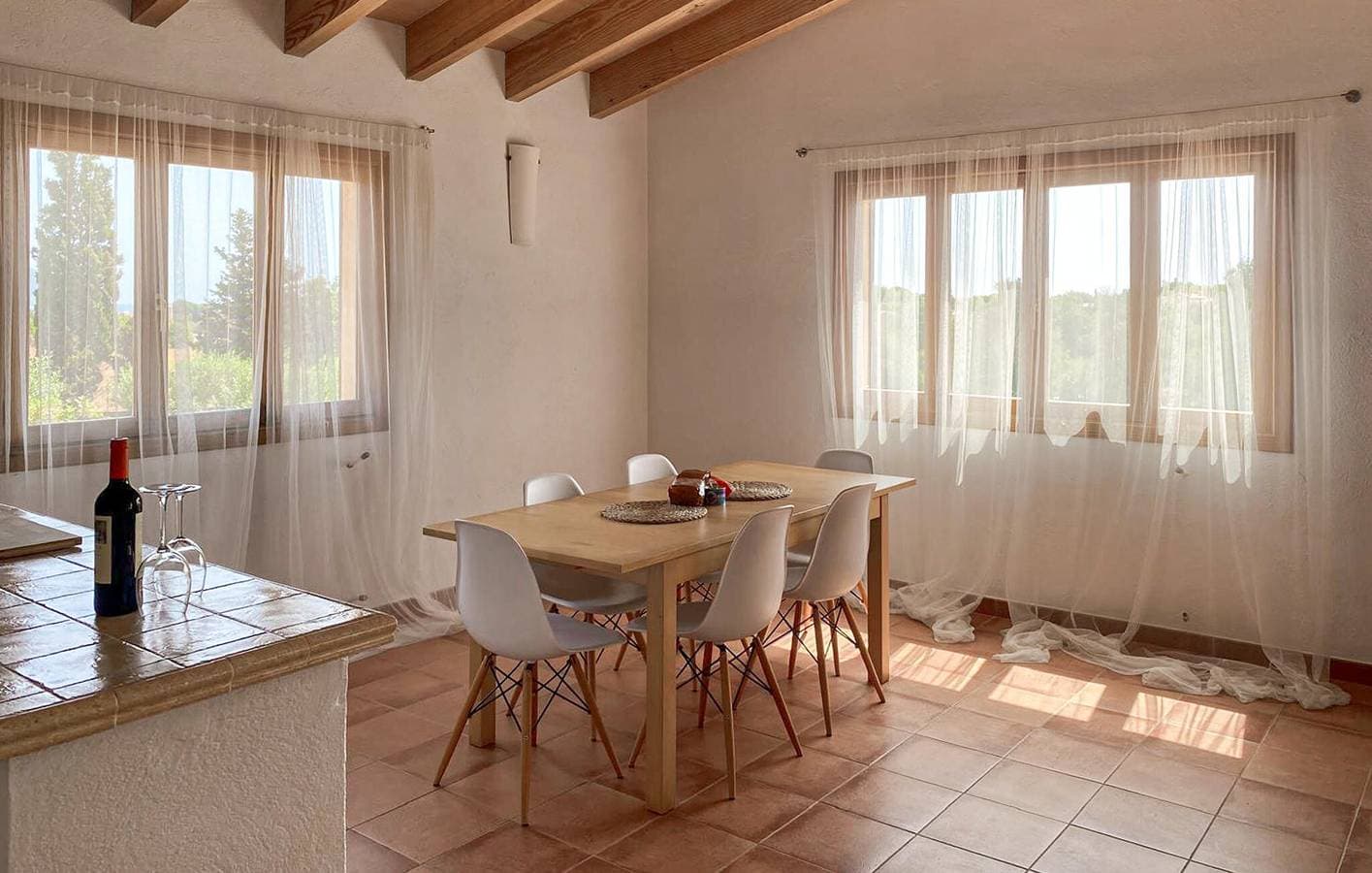 Foto 5 von 29: Sunny Beach Apt mit Pool & Wifi 1.5km von Cala Millor