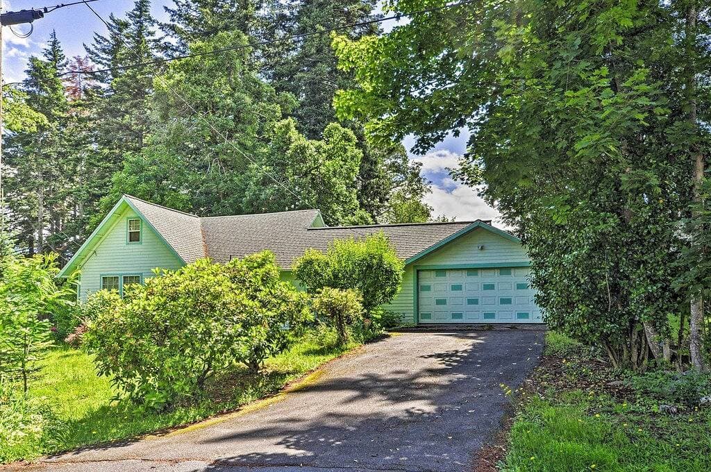 Foto 13 von 25: Downtown Home w/ Patio - Walk to Shops & Dining!