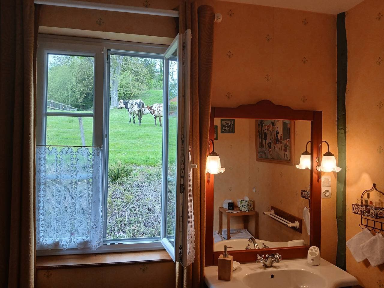 Foto 6 von 38: Aux Prés Rousselins im Pays d'Auge – Gästezimmer L’école