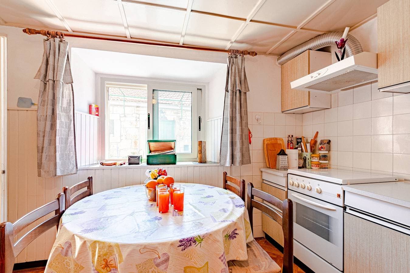Foto 10 von 29: 2-Zimmer-Ferienwohnung mit Terrasse Zrnovo, Korcula A-9239-a
