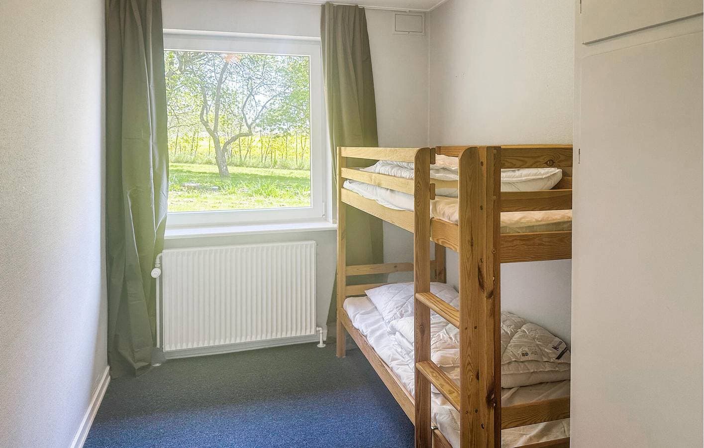 Foto 10 von 16: Ferienhaus für 17 Personen mit Garten