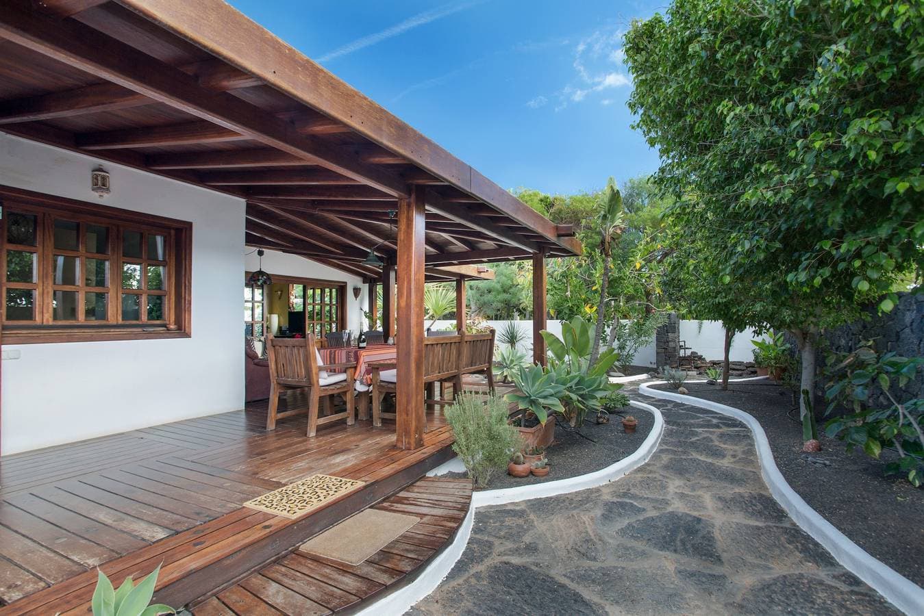 Foto 4 von 30: Stilvolle Villa Ana mit WLAN, Garten, Terrasse und Pool; Parkplätze vorhanden
