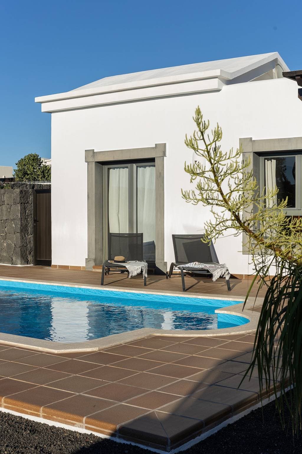 Foto 7 von 40: Villa "Mo Luxury Beheizter Pool" mit Bergblick, Privatem Pool und WLAN