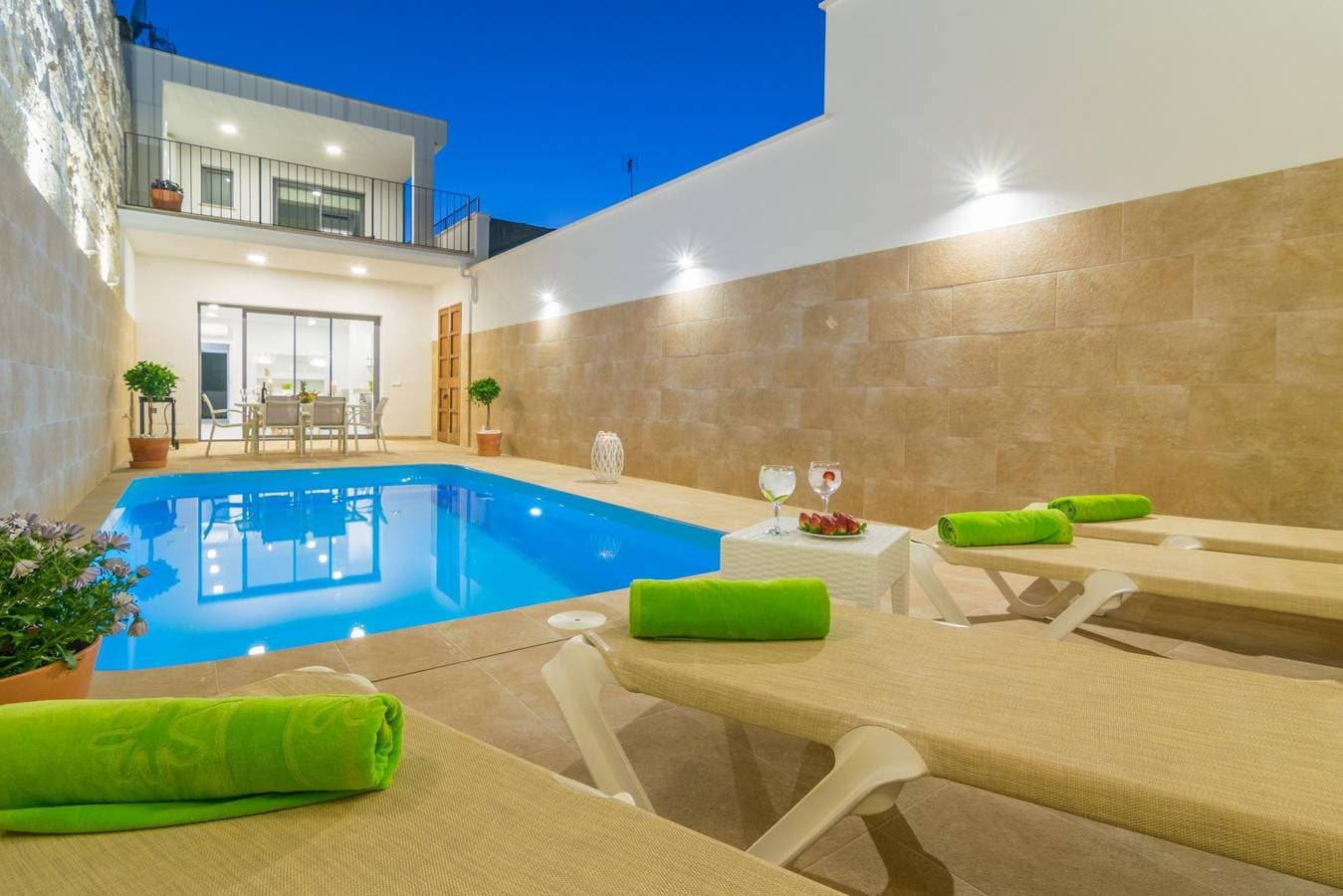 Can Serra - Modernes Stadthaus mit privatem Pool. WiFi gratis 1