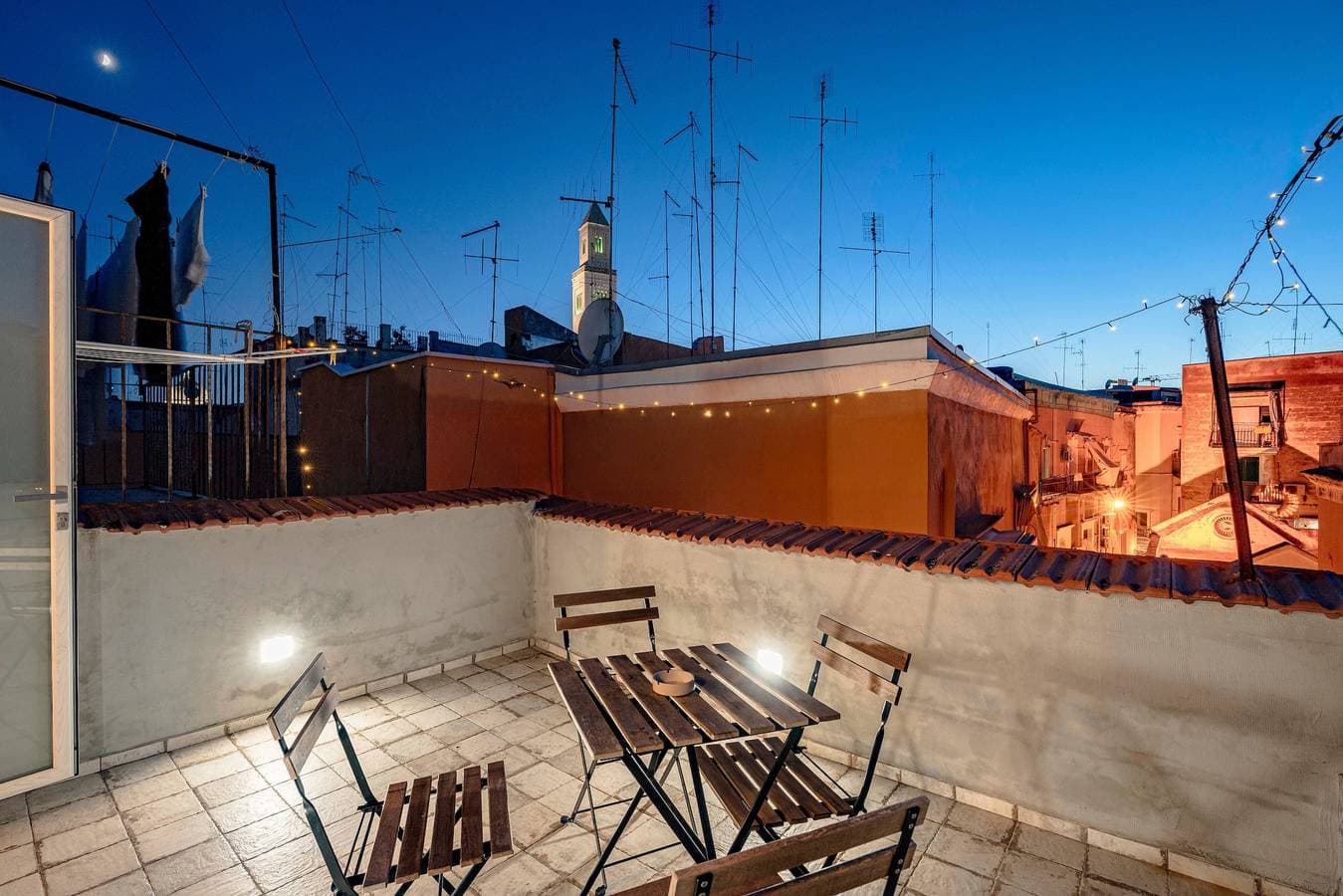Foto 3 von 20: Apartment 'Dimora Oreste' mit privater Terrasse, WLAN und Klimaanlage