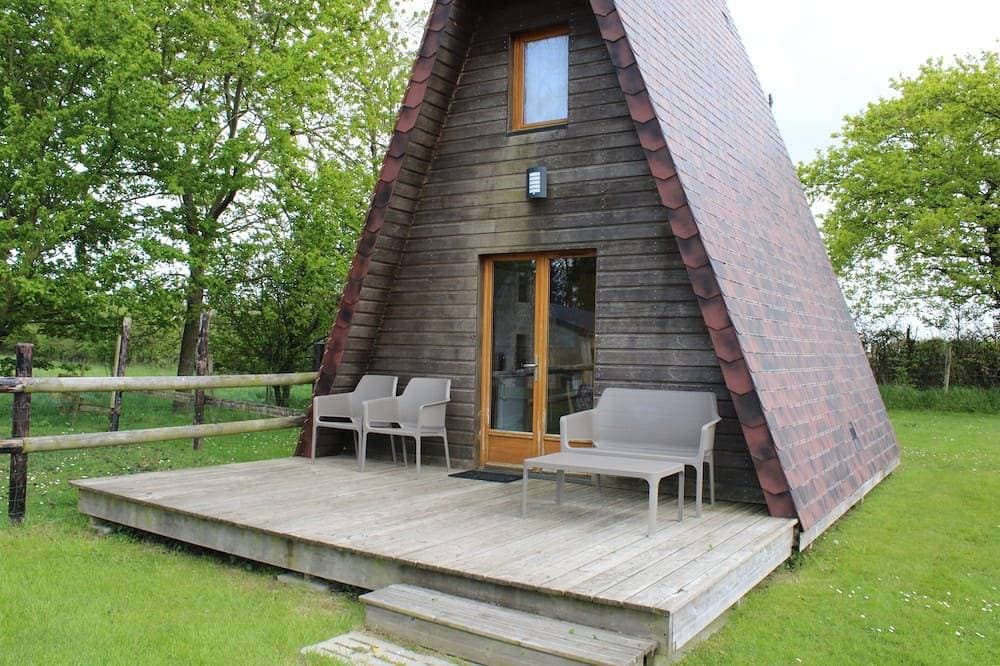 2**Lodge Bois Confort 5 minutes from the beach and 10 minutes from Pointe du Hoc 1