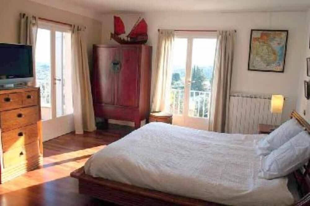 Foto 2 von 30: Zeitgenössische Villa mit Meerblick und Infinity-Pool – Nähe Saint-Paul de Vence