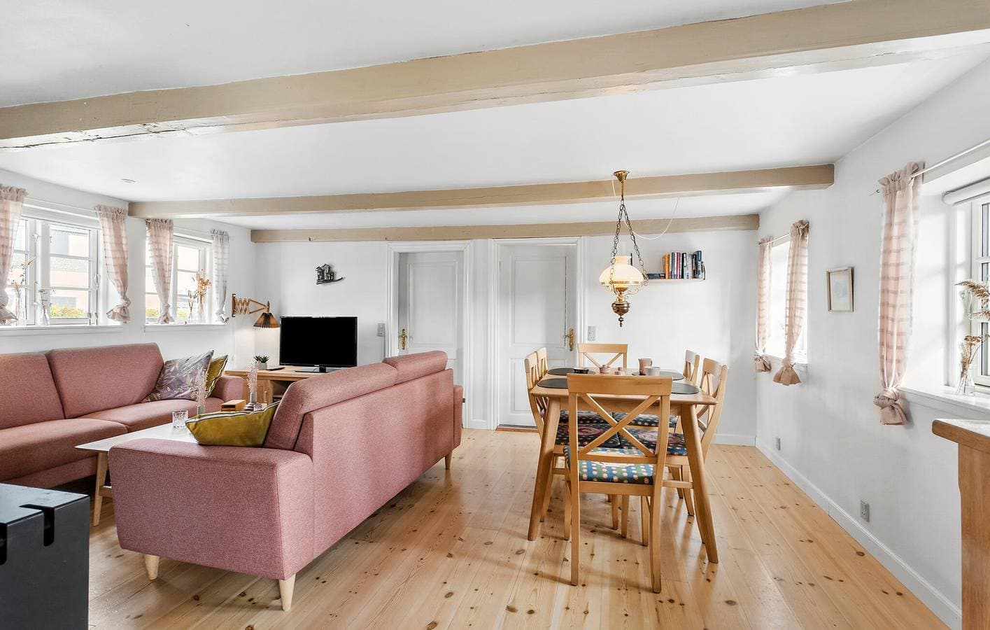 Foto 6 von 18: Ferienhaus für 4 Personen mit Terrasse