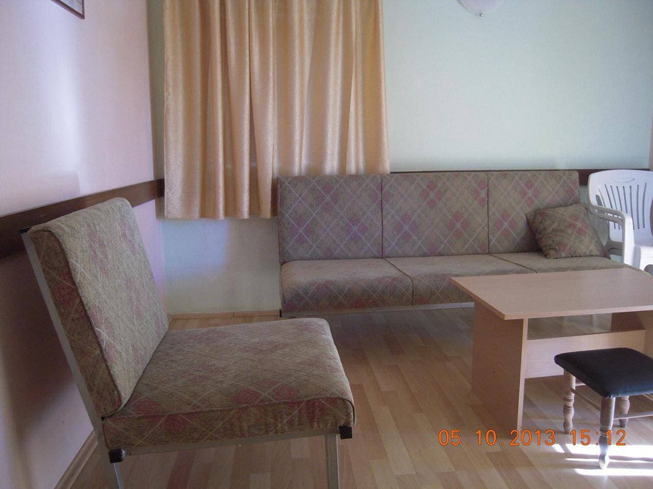 Foto 13 von 25: Family Room with Mountain View