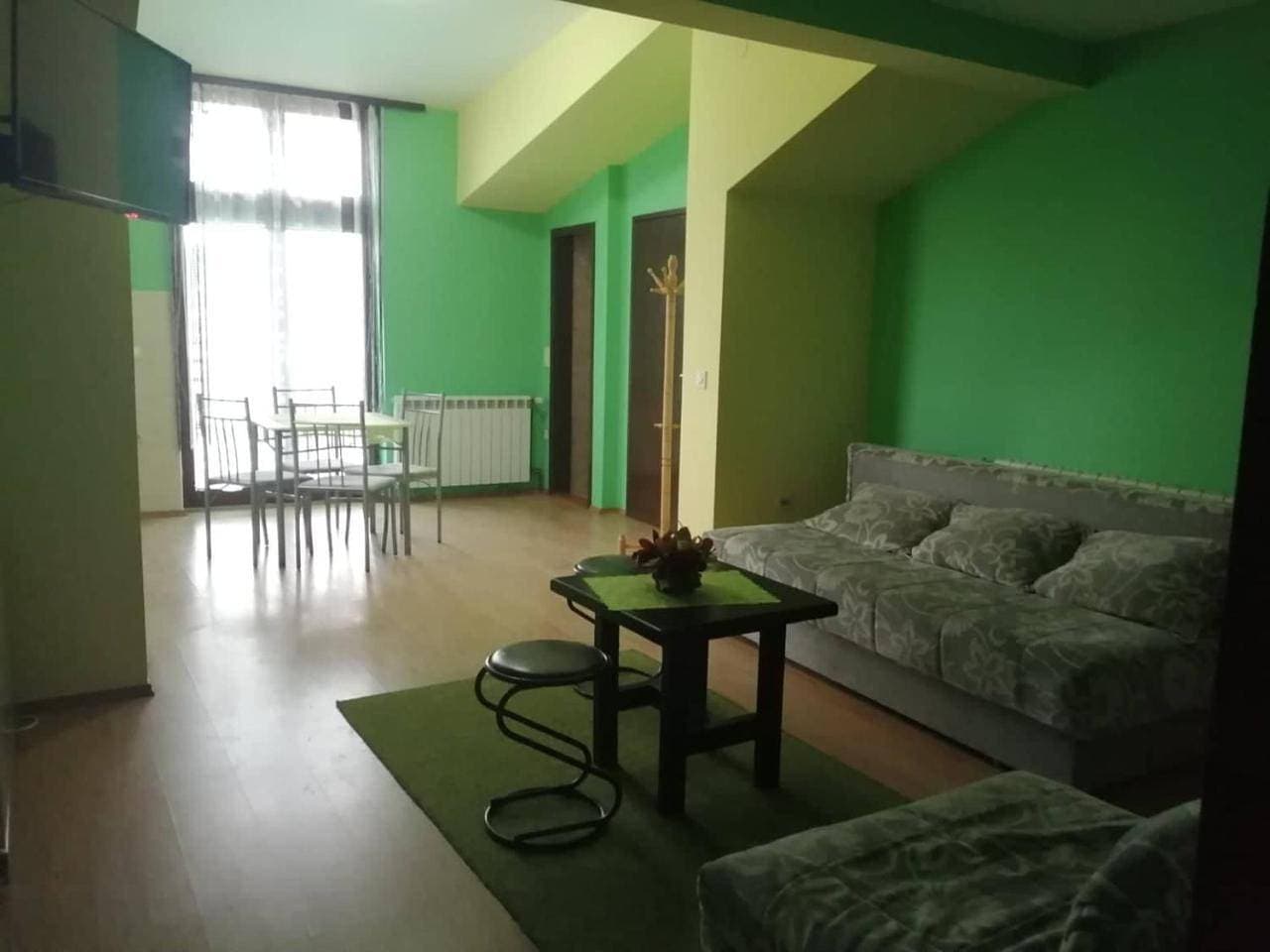 Foto 10 von 12: Apartment with Mountain View