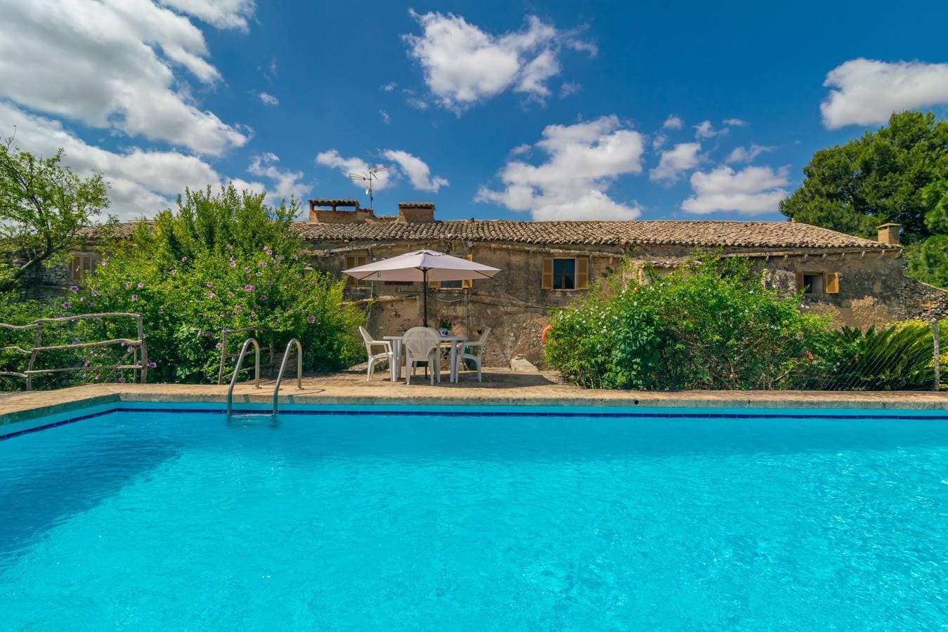 Foto 6 von 41: Son Mayol 2 - Wunderbare private Wohnung in ländlicher Umgebung, in einem Agrotourismus-Anwesen, mit Gemeinschaftspool und kostenfreiem WLAN.