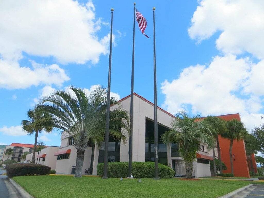 Foto 9 von 34: Close to Attractions! Comfy Unit, Pool, Shuttle to Parks, Parking, Breakfast