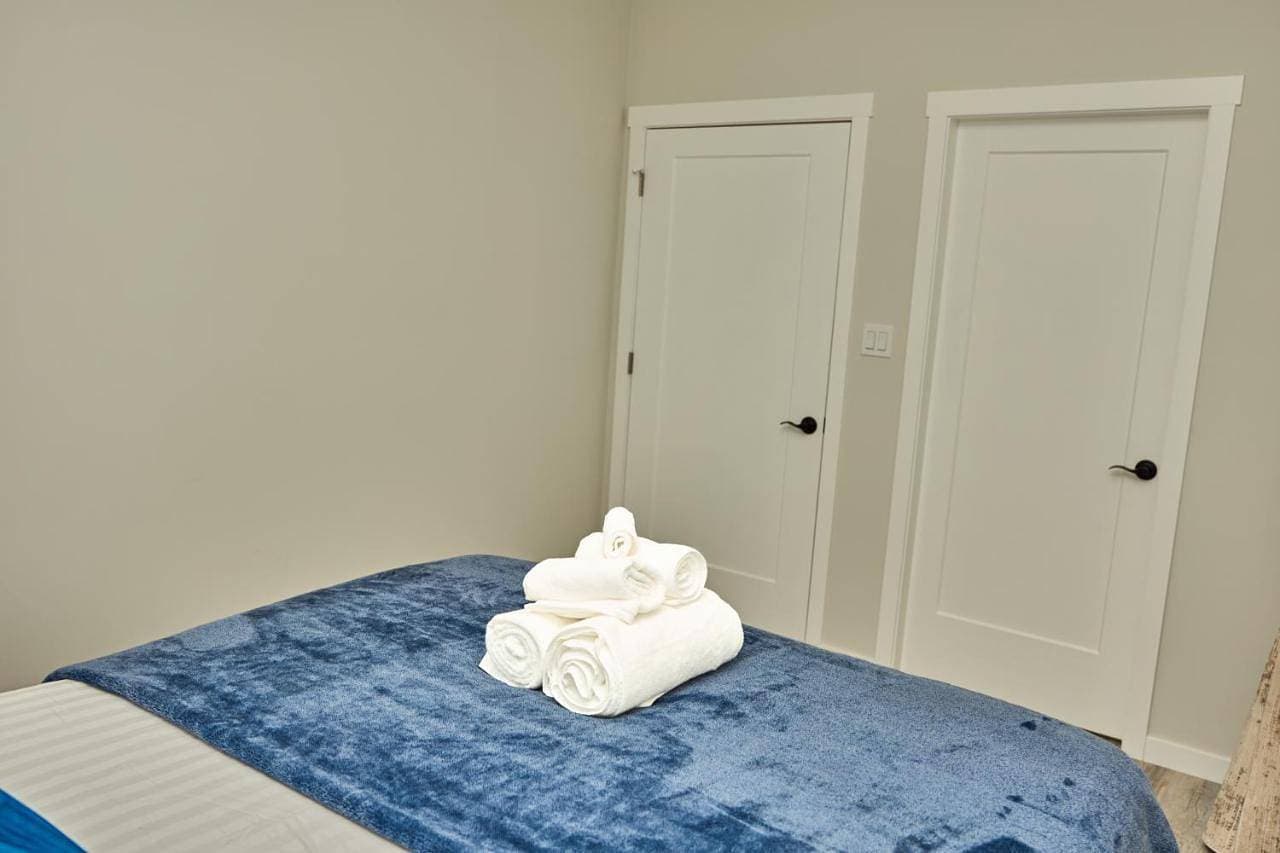 Foto 3 von 13: Triple Room with Private Bathroom