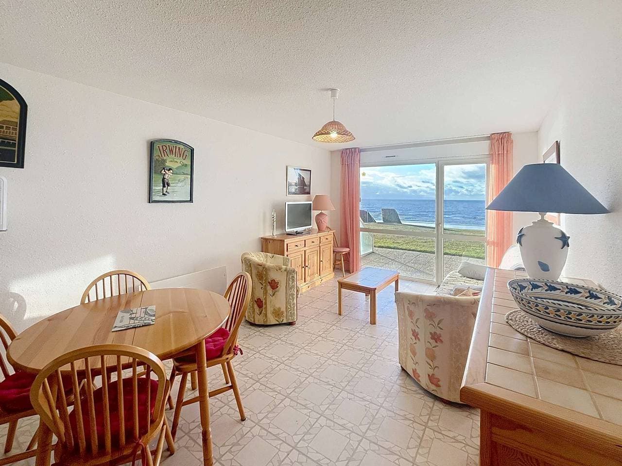 Foto 2 von 16: Wohnung am Meer mit 2 Schlafzimmern und Parkplatz