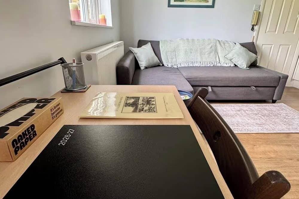 Charming village apartment in Surrey England 1