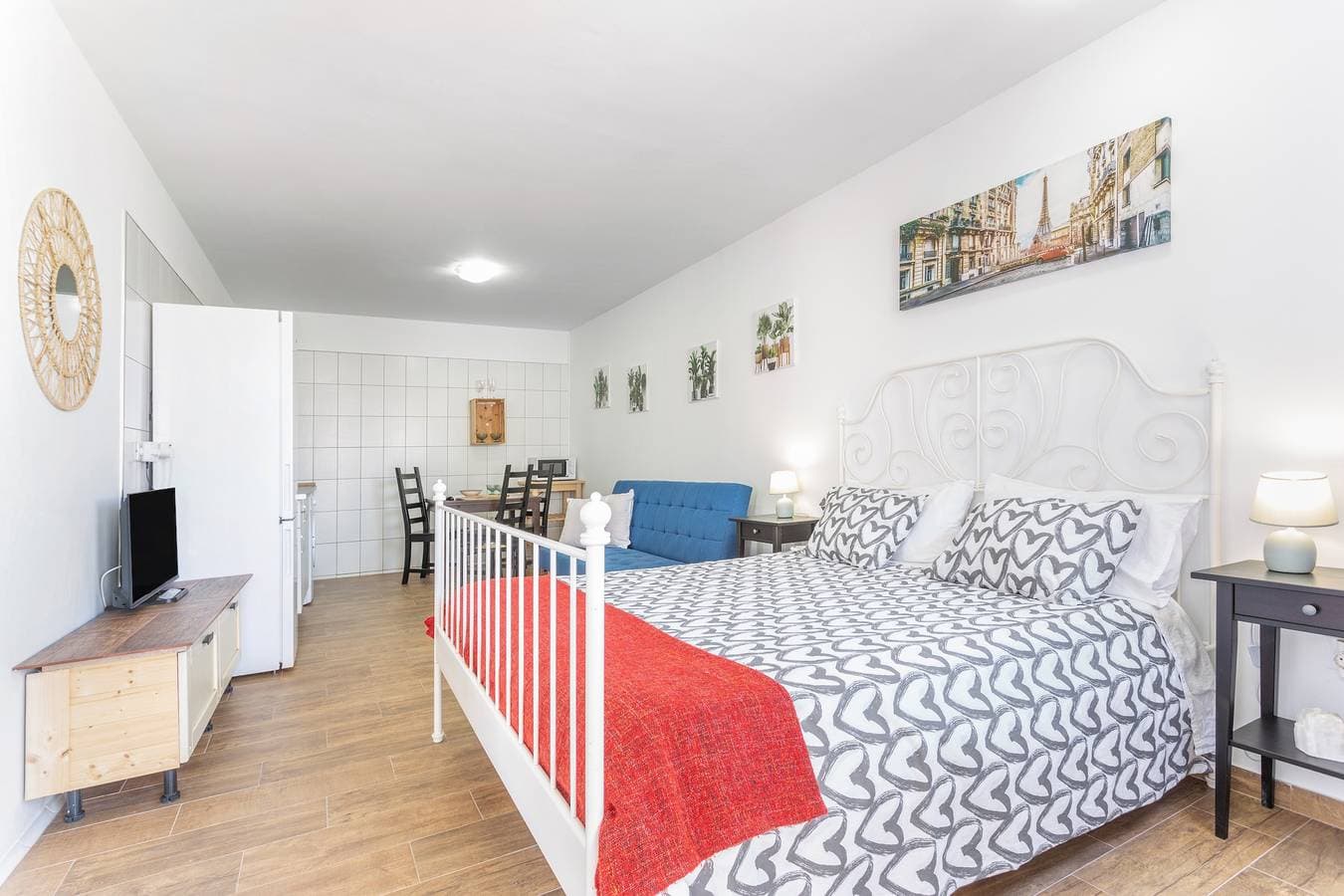 Foto 5 von 25: Ferienwohnung 'Las Palmeras B' mit Meerblick, Gemeinschaftsterrasse und Gemeinschaftsgarten