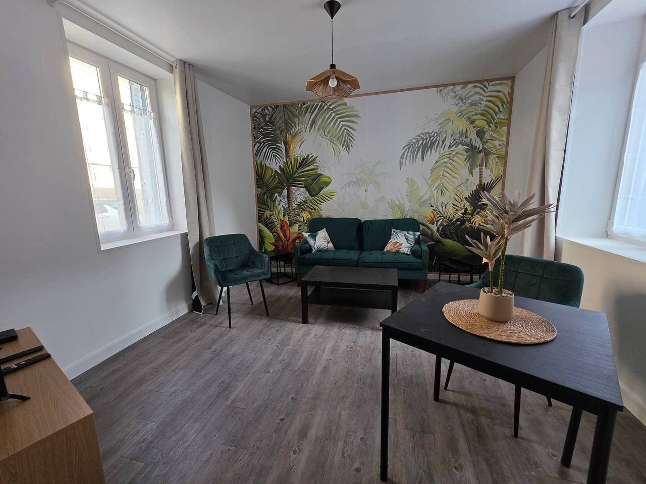 Wunderschöne renovierte Wohnung mit Terrasse 1