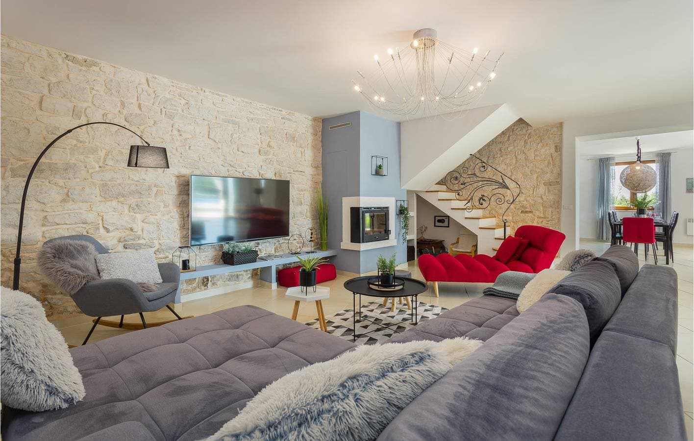 Foto 7 von 59: Gemütliche 1-Zimmer-Wohnung mit Pool, Parkplatz und WLAN