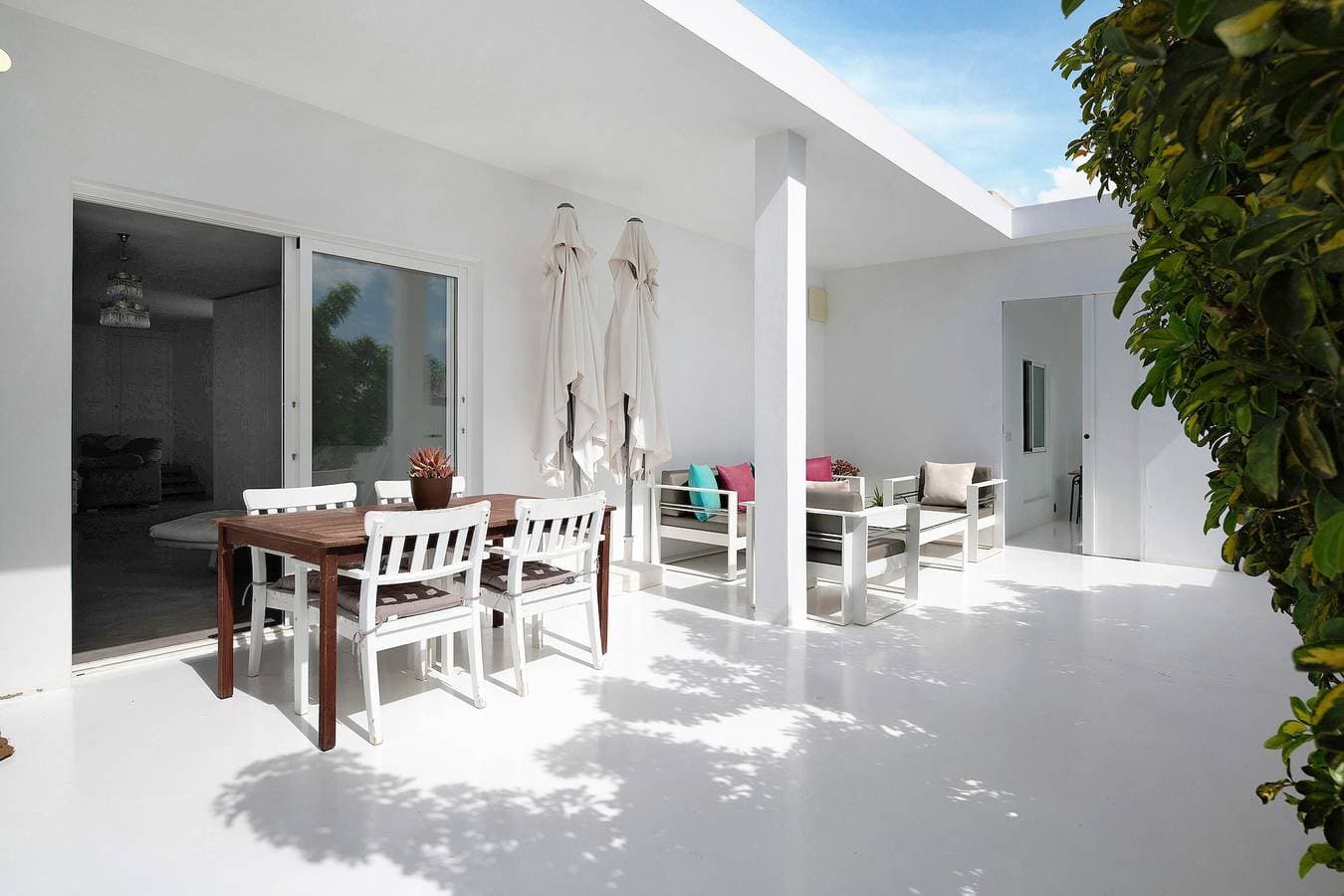 Foto 5 von 36: Ferienhaus 'Casa La Concha Lanzarote' mit Gemeinschaftspool, privater Terrasse und WLAN