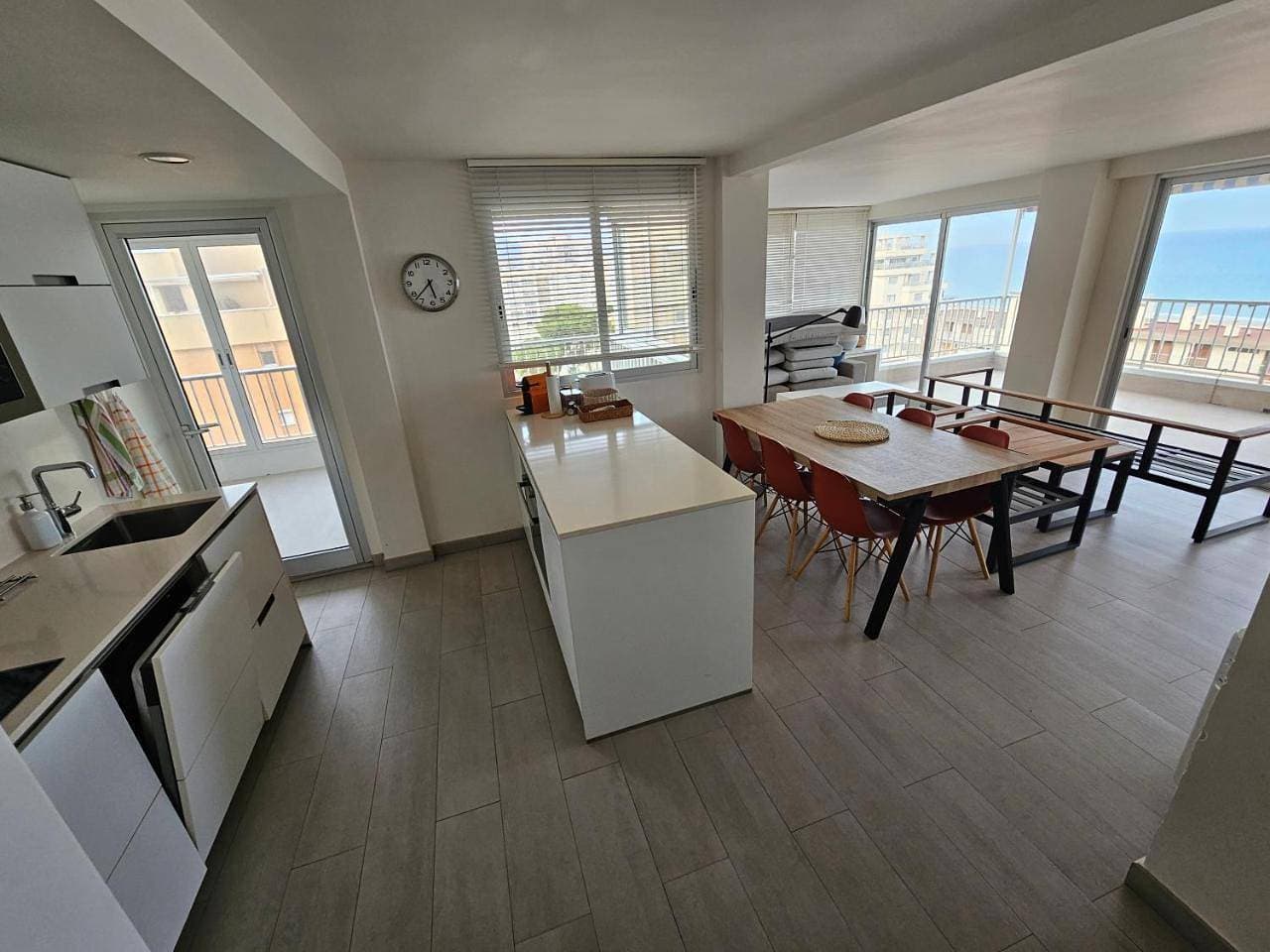 Foto 10 von 22: Apartment with Sea View