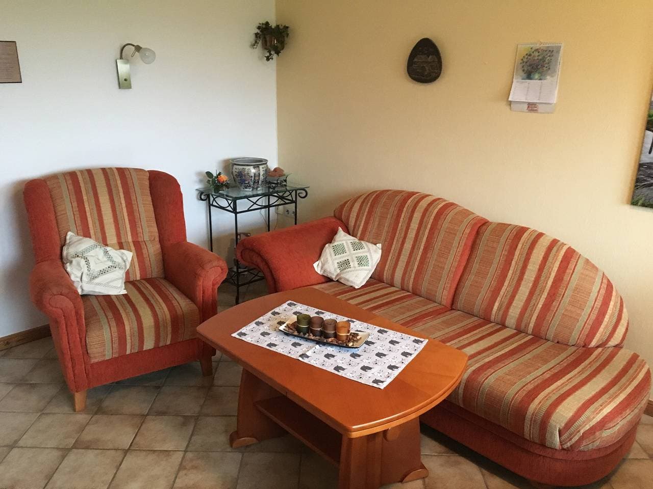 Foto 7 von 10: Ferienwohnung 'Seewind' mit Gemeinschaftsterrasse und Garten