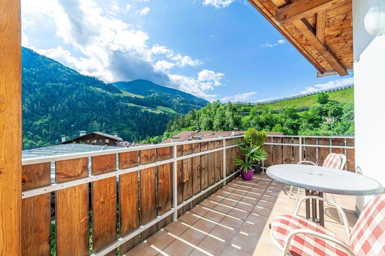 Foto 5 von 7: Family Two-Bedroom Apartment with View
