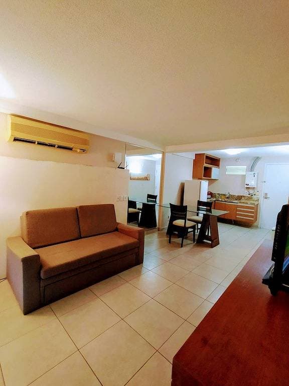 Foto 4 von 33: Cozy apartment with views of Morro do Careca.