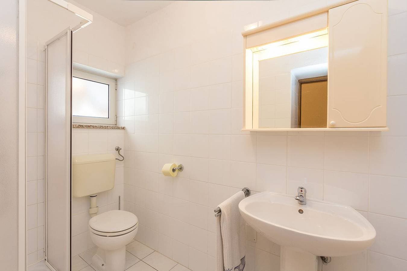 Foto 12 von 20: Zimmer mit eigenem Bad, WLAN und Gemeinschaftspool in Medulin