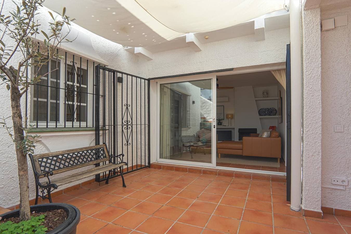 Foto 7 von 29: Beautiful beach house in Estepona