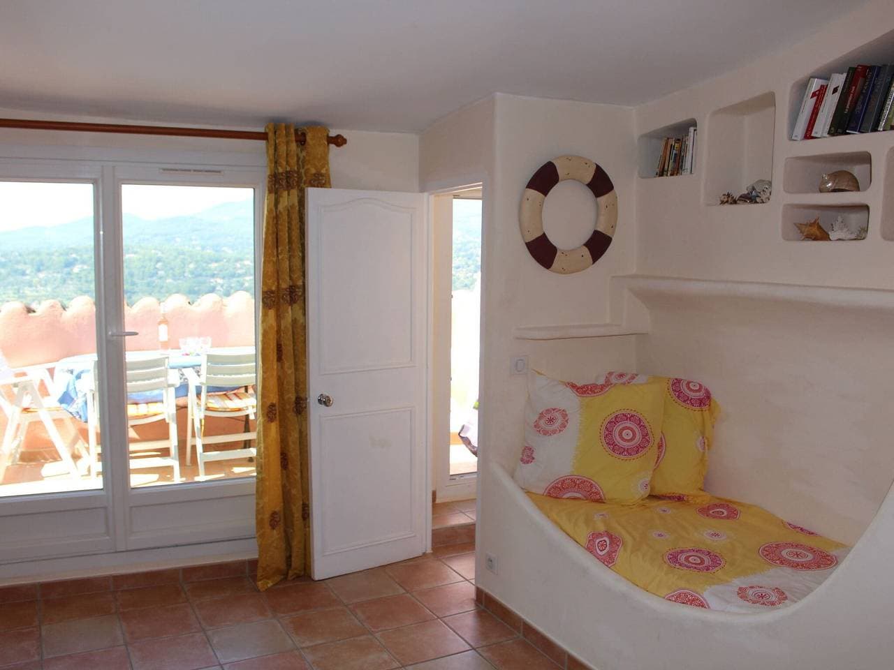 Foto 7 von 34: Dorfhaus in Fayence mit Schlossblick