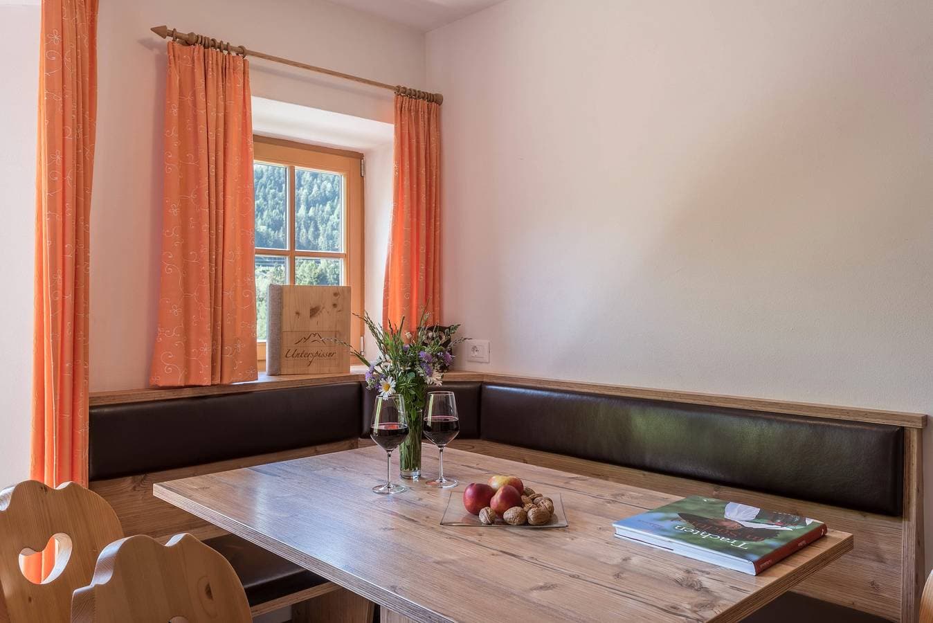 Foto 5 von 32: Ferienwohnung "Ringelblume Biohof Unterspisser" mit Bergblick, Balkon & WLAN