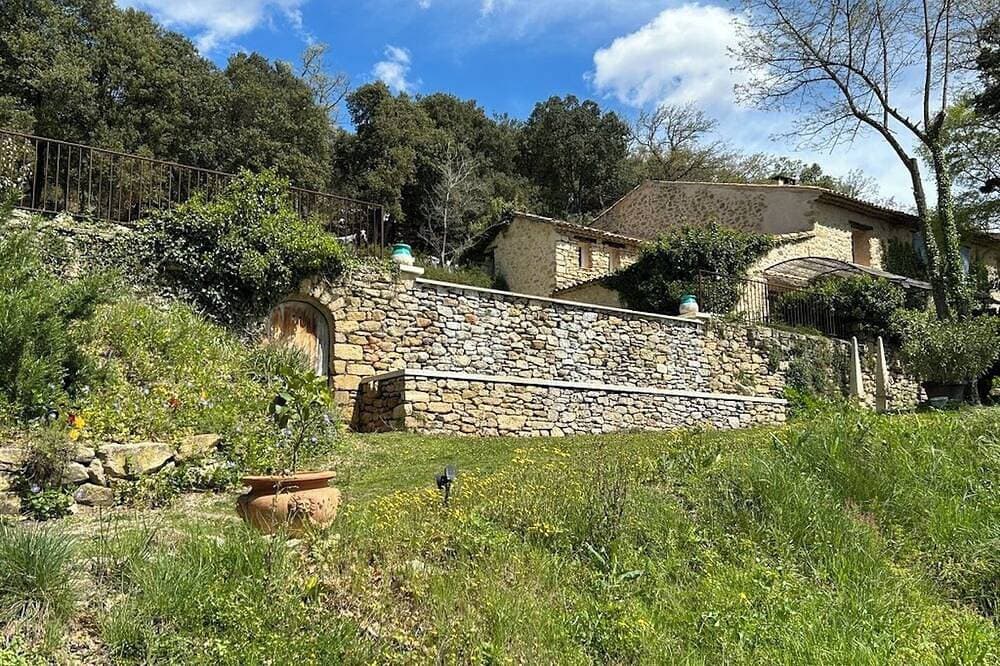 Foto 7 von 30: Enjoy nature in an enchanting and fantastic setting in Cucuron