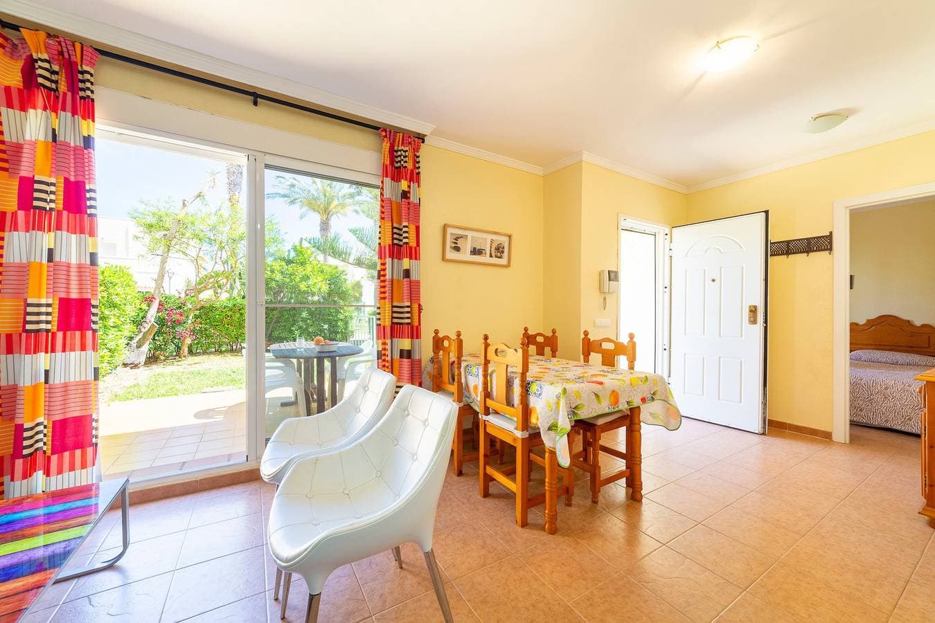 Foto 4 von 29: Ferienwohnung 'Naturista Vera Playa' mit Gemeinschaftspool, Klimaanlage und Wi-Fi