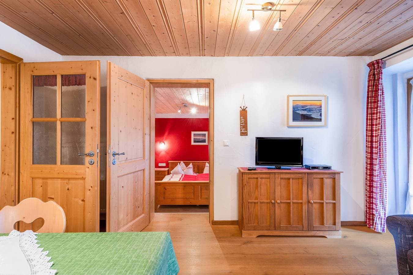 Foto 4 von 22: Ferienwohnung Daniel mit Balkon, Bergblick und WLAN