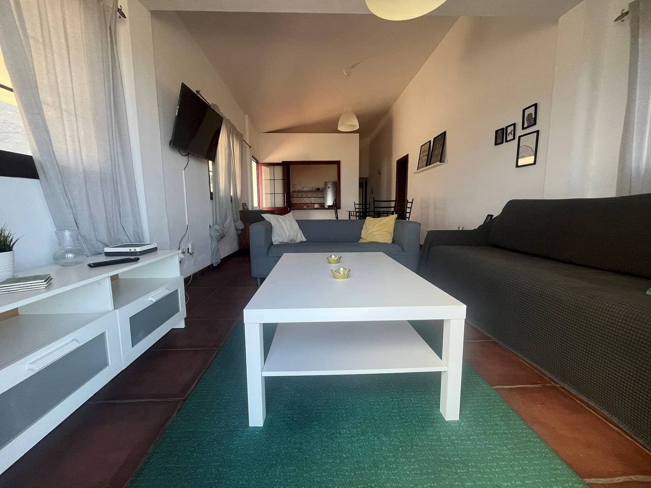 Foto 3 von 38: Ferienhaus für 6 Personen mit Terrasse