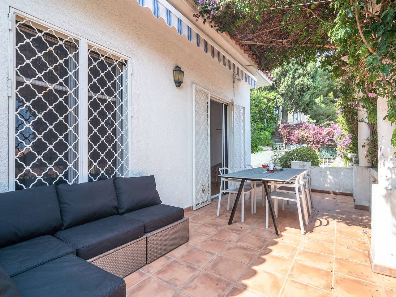 Foto 13 von 40: Elegante Villa am Meer in Èze