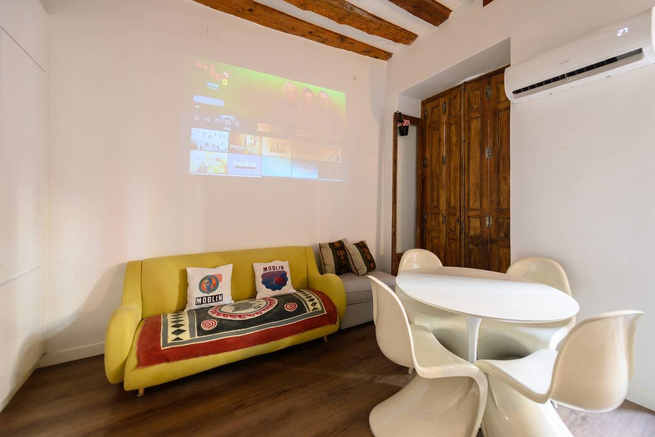 Foto 13 von 31: M (Hor42Da) Estudio moderno en el centro de Madrid