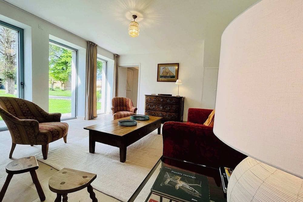 La maison de l'Orangerie - Charm & comfort in the very heart of Carentan 1