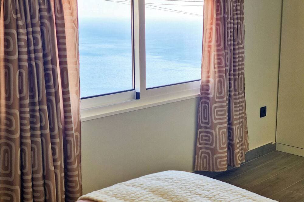 Foto 9 von 30: Betty's House, Ocean and Hillside View