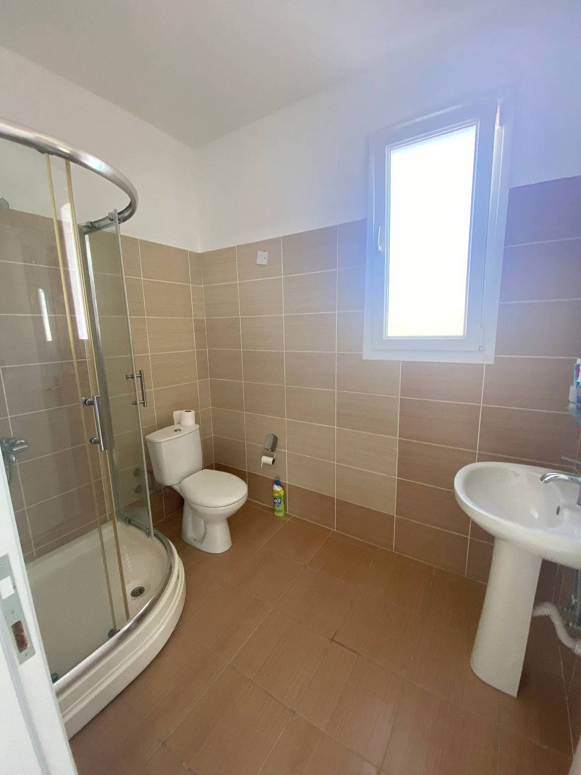 Foto 9 von 16: Atemberaubende Villa mit 3 Schlafzimmern und Meerblick in Bahceli, Zypern